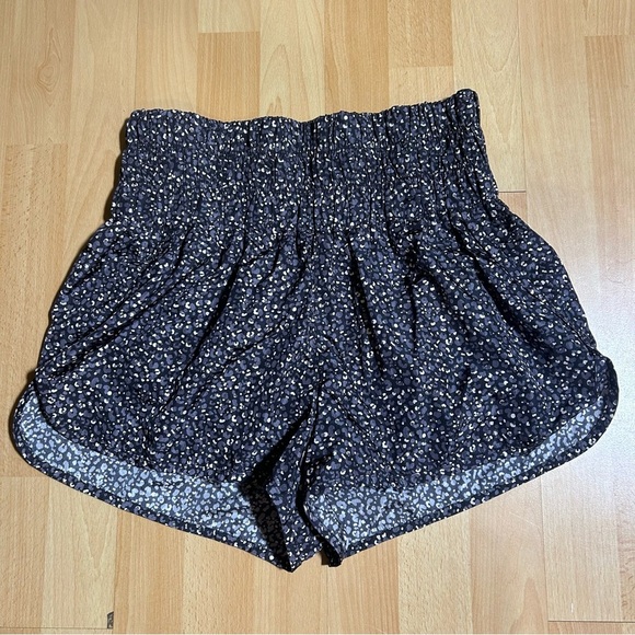 Free People Movement The Way Home Short in Leopard Large Athleisure Workout - Picture 3 of 11